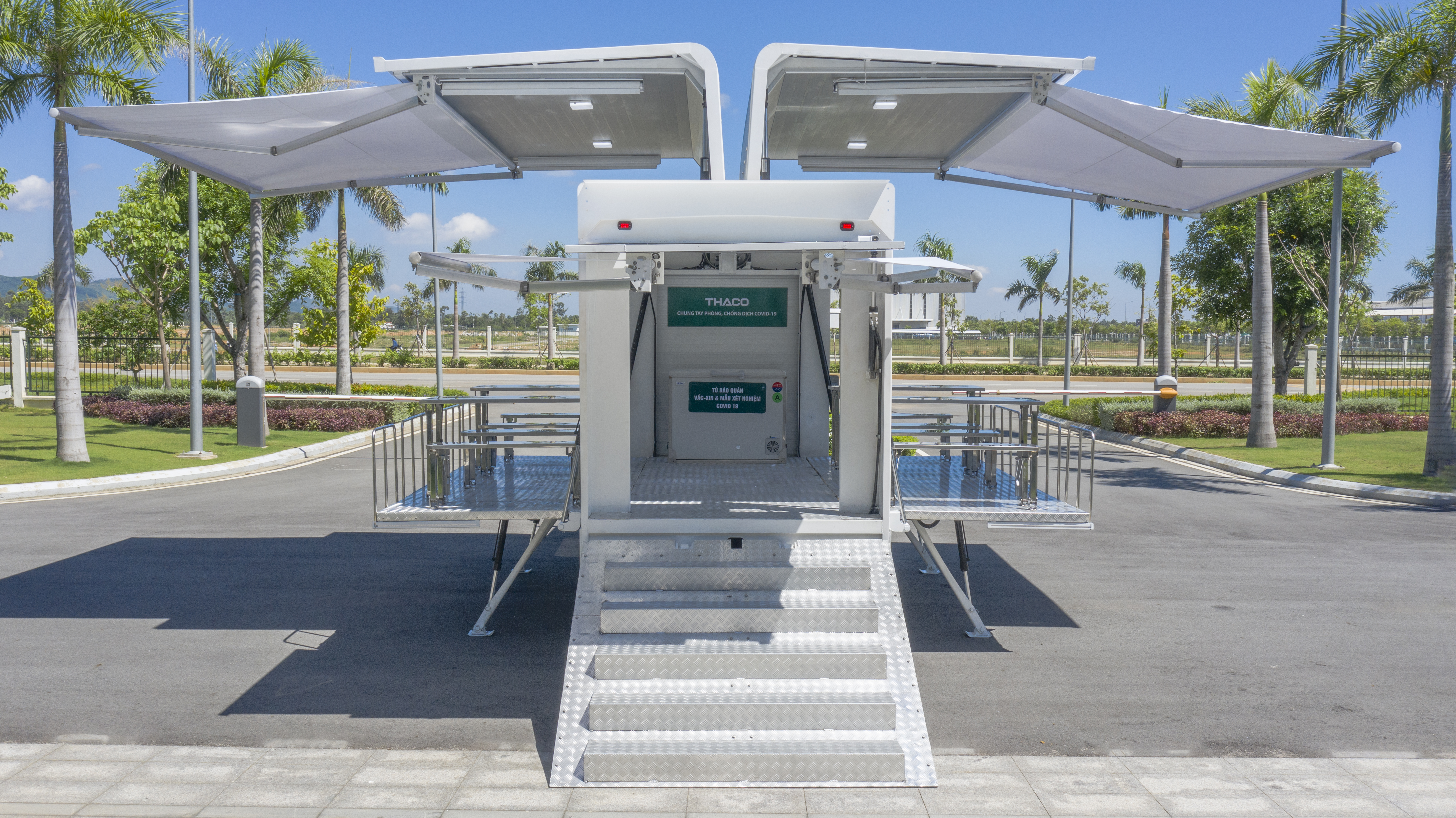 2.1. Xe tiem chung luu dong  (3)