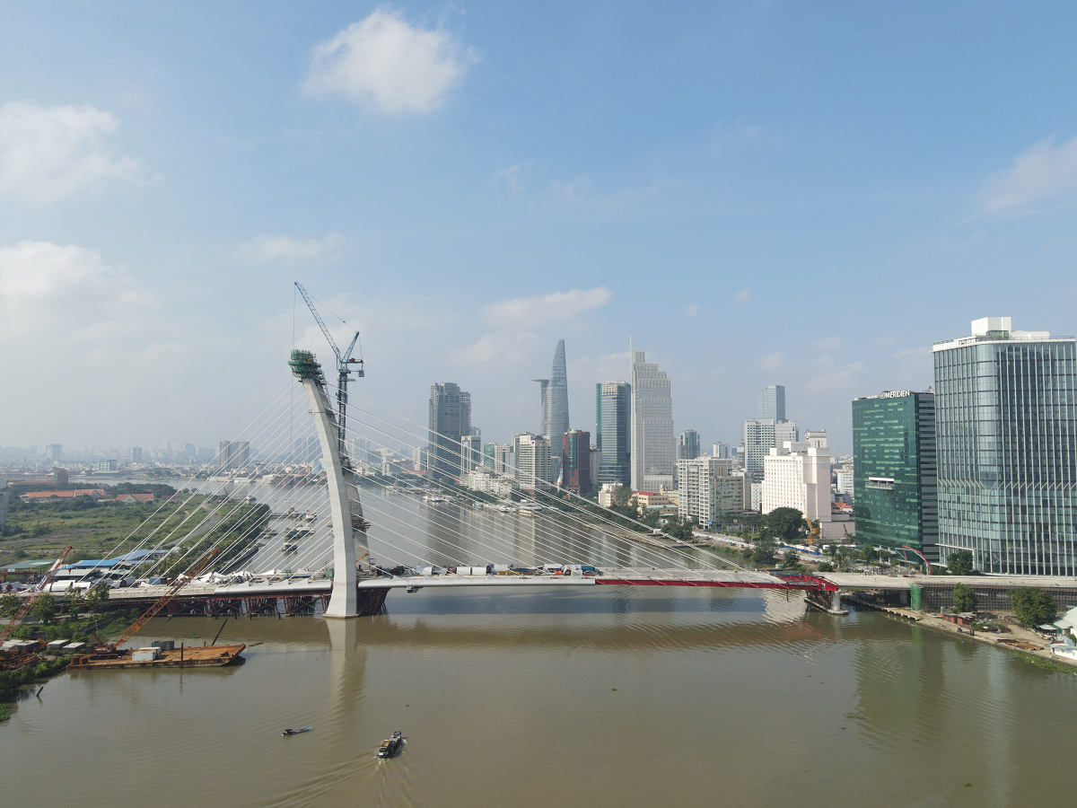 Cau thu thiem 2 hop long