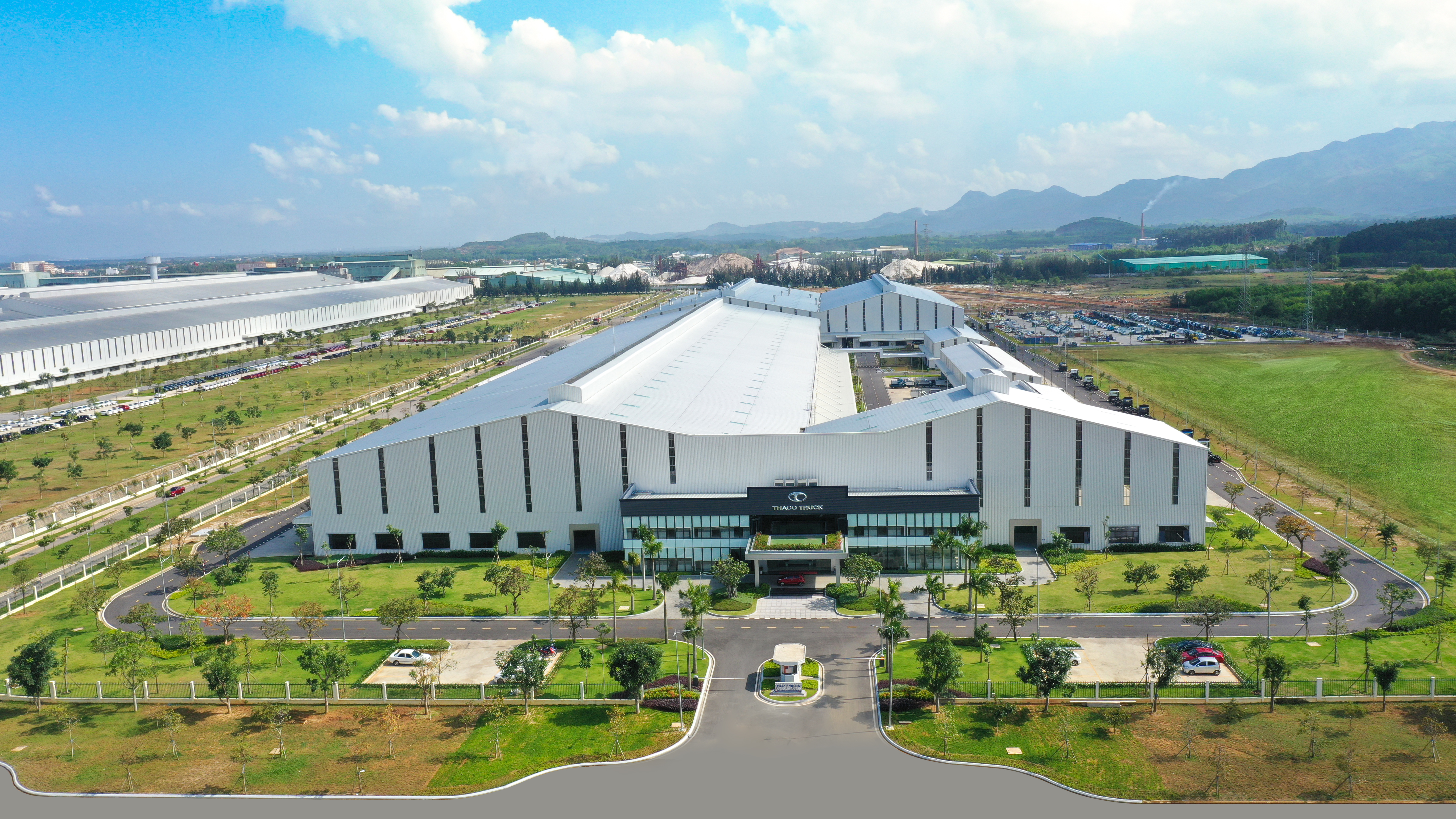 1.1. Nhà máy Tải Thaco.jpg
