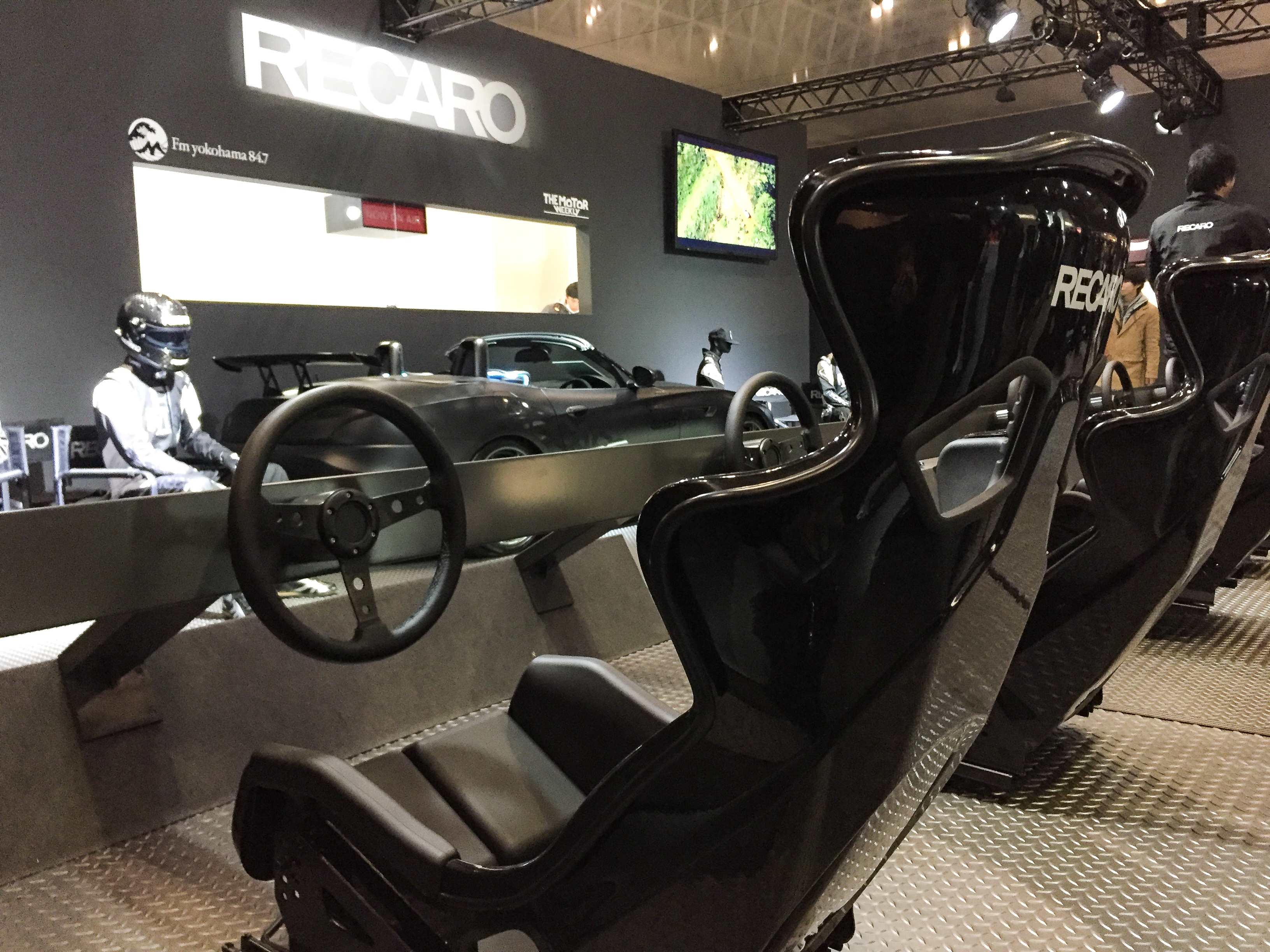 1. Khung ghế ô tô bằng vật liệu composite được xuất khẩu sang Nhật Bản.JPG