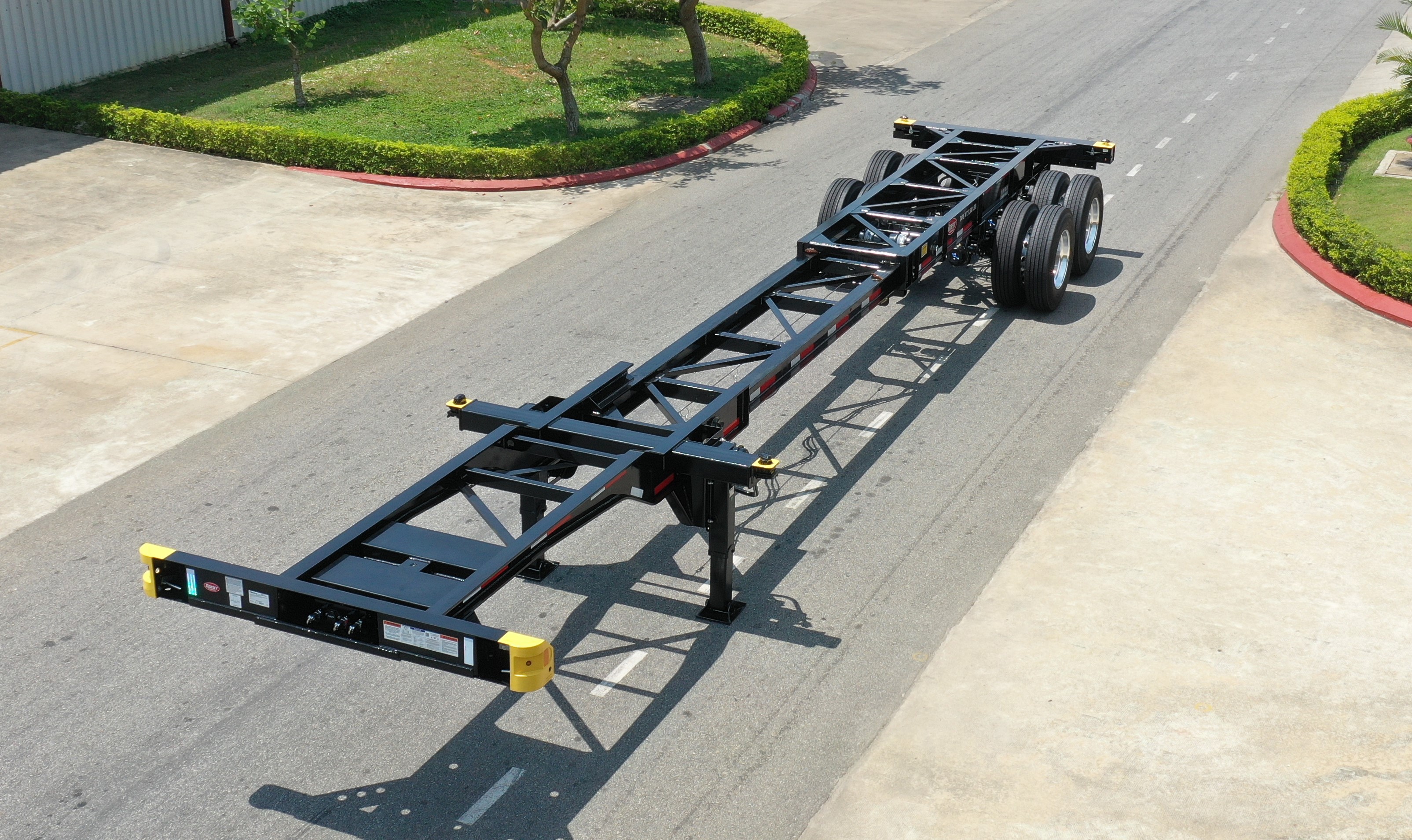 1. Sản phẩm SMRM xương 20_40_ CITY kết hợp, 2 trục, có chiều dài tổng thể tối đa 40 feet 10 inch.jpg