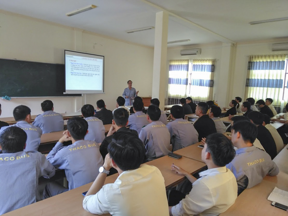 5. Huấn luyện an toàn vệ sinh lao động tại trường Cao đẳng Thaco.jpg