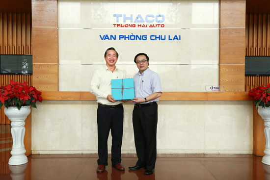 BAN DOI NGOAI THAM kph.jpg