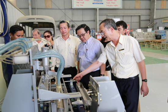 ban doi ngoai tham kph (2).jpg