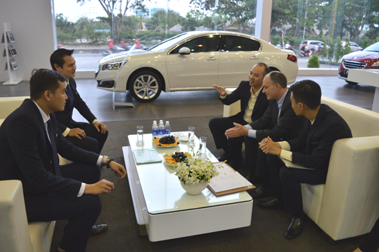 Ban lanh dao PG tham PG VN (2).jpg