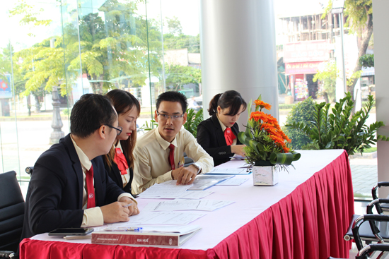 cham soc xe kia (7).jpg