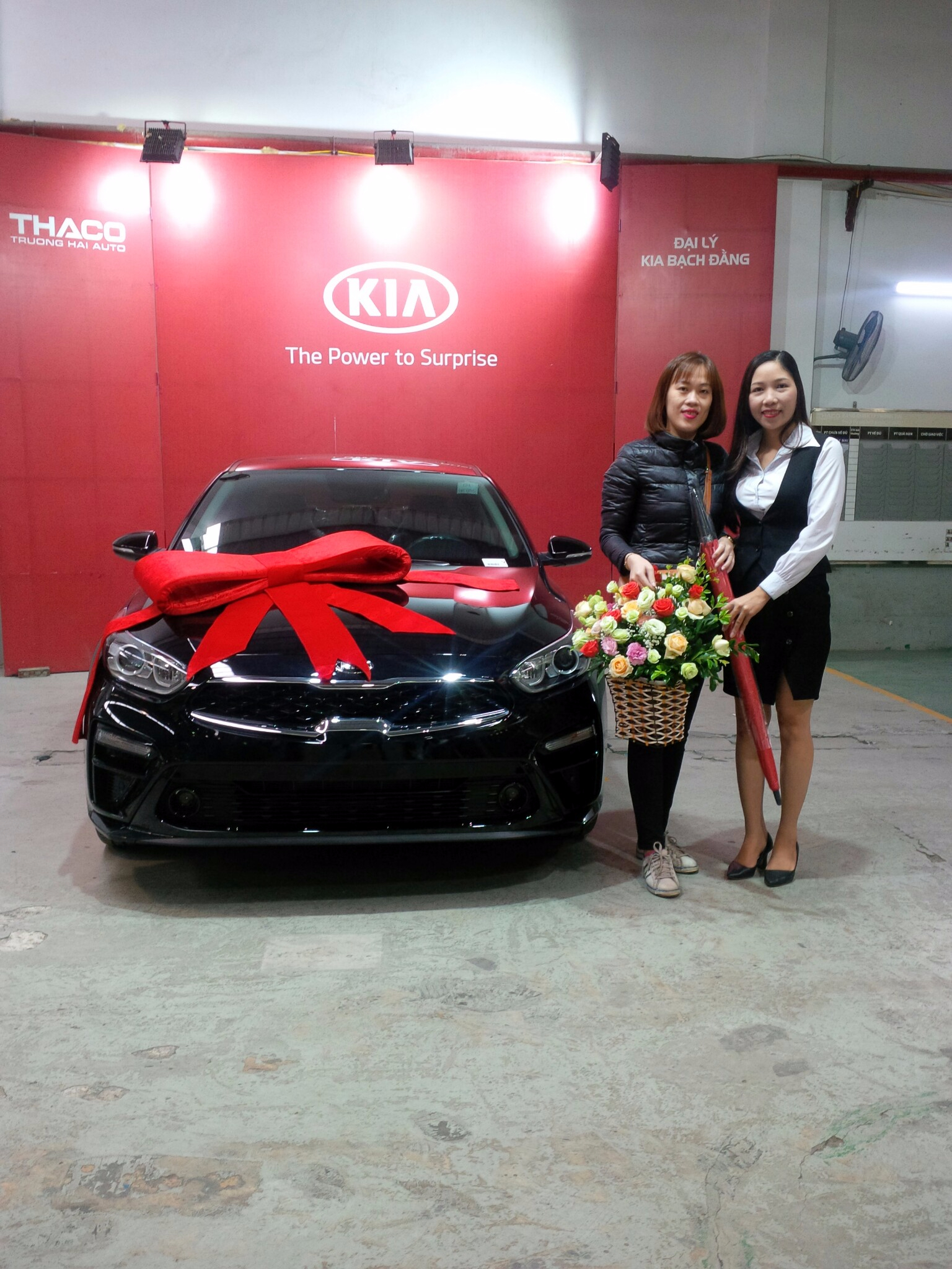 Chi nhanh KIA Tran Khat Chan.png