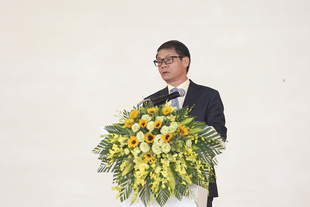 Chu tich phat bieu.jpg