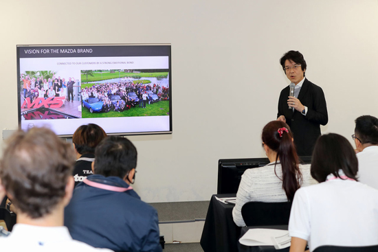 cong nghe mazda (1).jpg