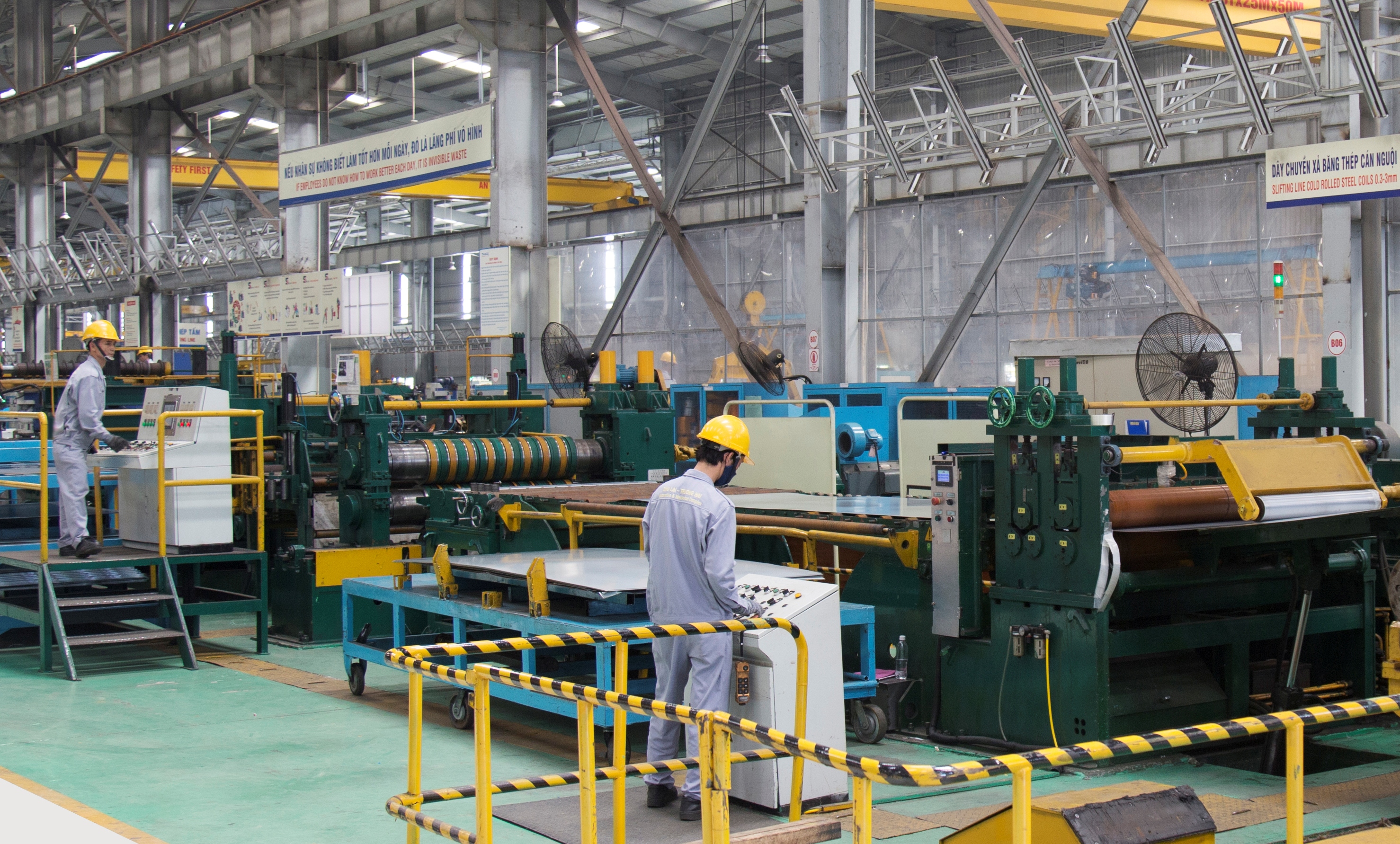 Dây chuyền xả băng cắt tấm.jpg