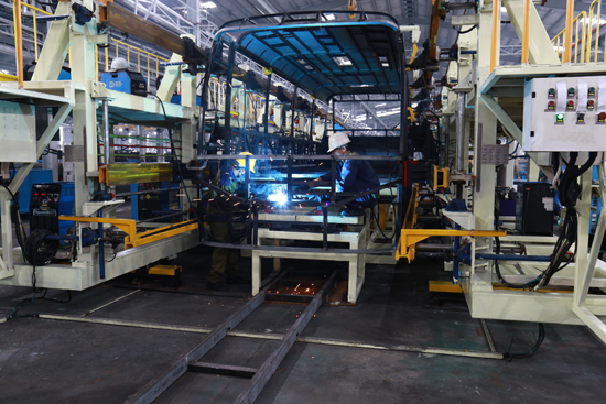 hình họp báo Nhà máy Thaco Bus (4).jpg