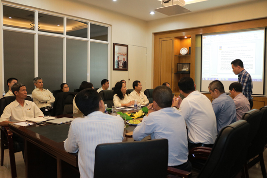 HOP VOI NGAN HANG (2).jpg