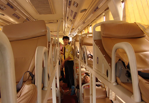 Xe khách giường nằm giúp người dân giảm bớt mệt mỏi với những hành trình dài