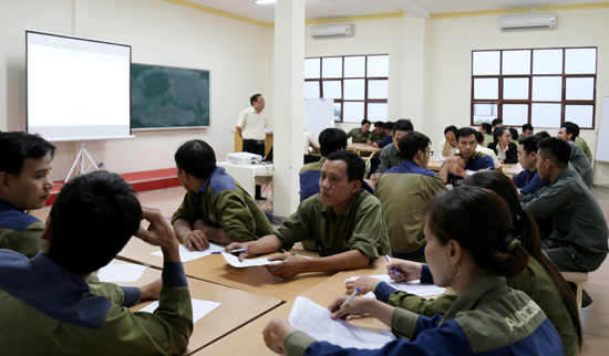 KY NANG LAM VIEC DONG DOI (6).jpg