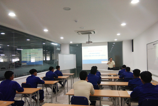 KY THUAT DONG(3).jpg