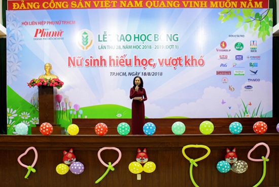 nu sinh hieu hoc (2).jpg