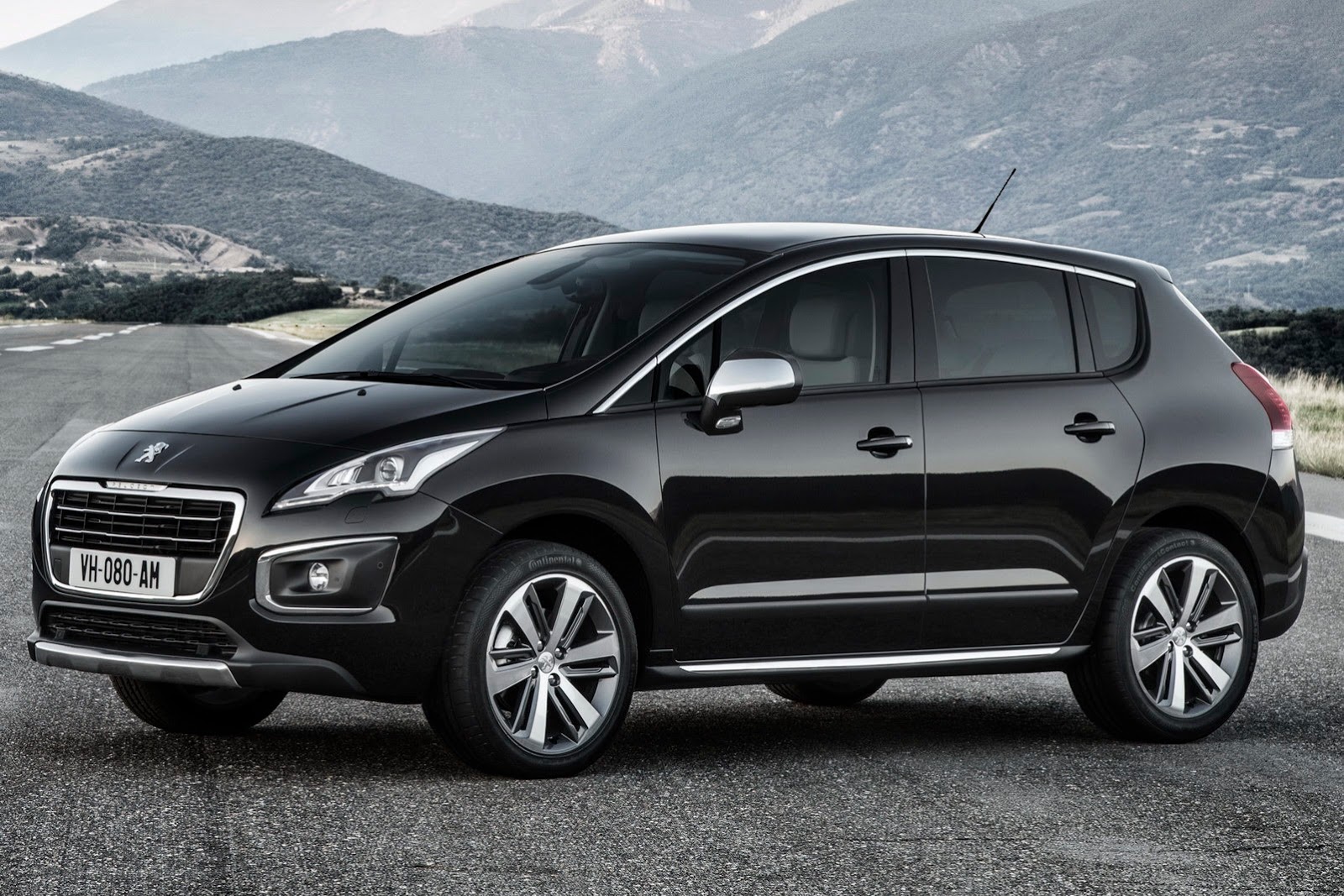 Peugeot-3008-Facelift-14[2].jpg