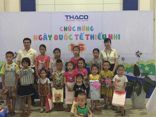 quoc te thieu nhi (2).jpg
