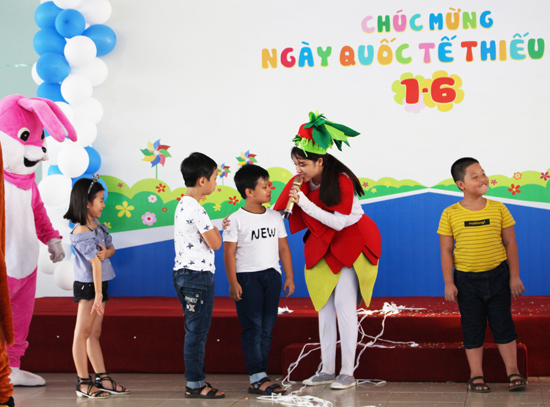 quoc te thieu nhi (8).jpg