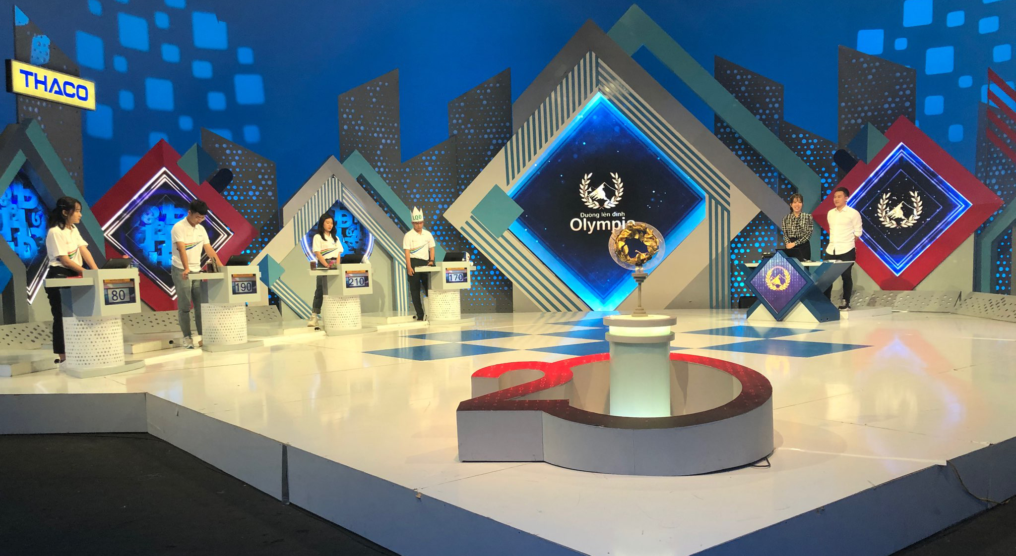 san khau nam 20-1.jpg