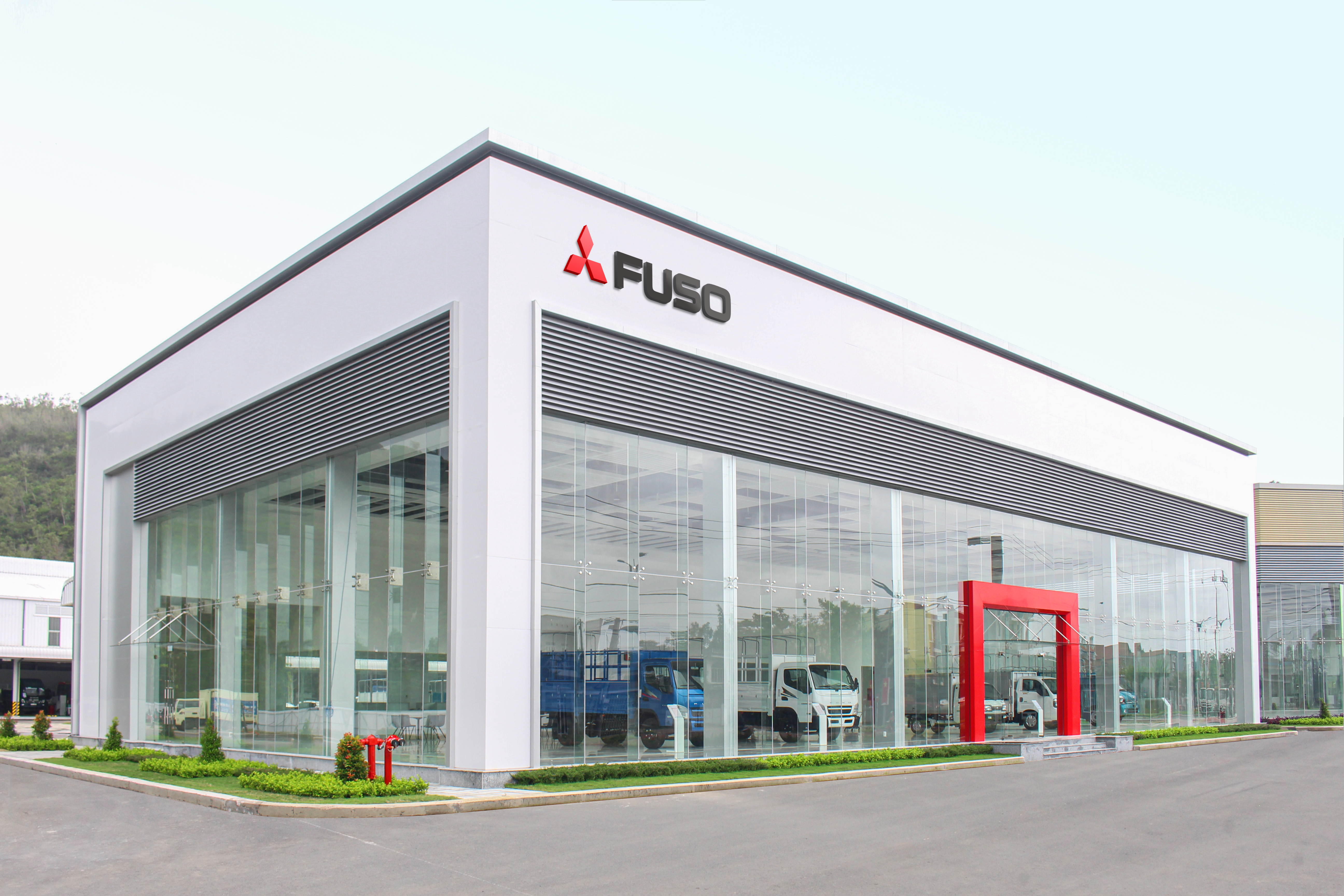 Showroom Fuso.jpg