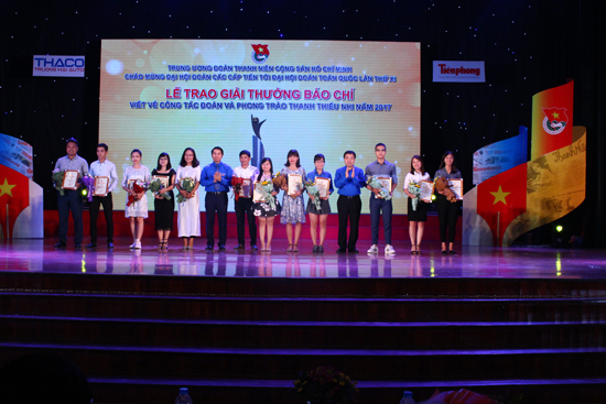 TAI TRO BAO CHI (2).jpg