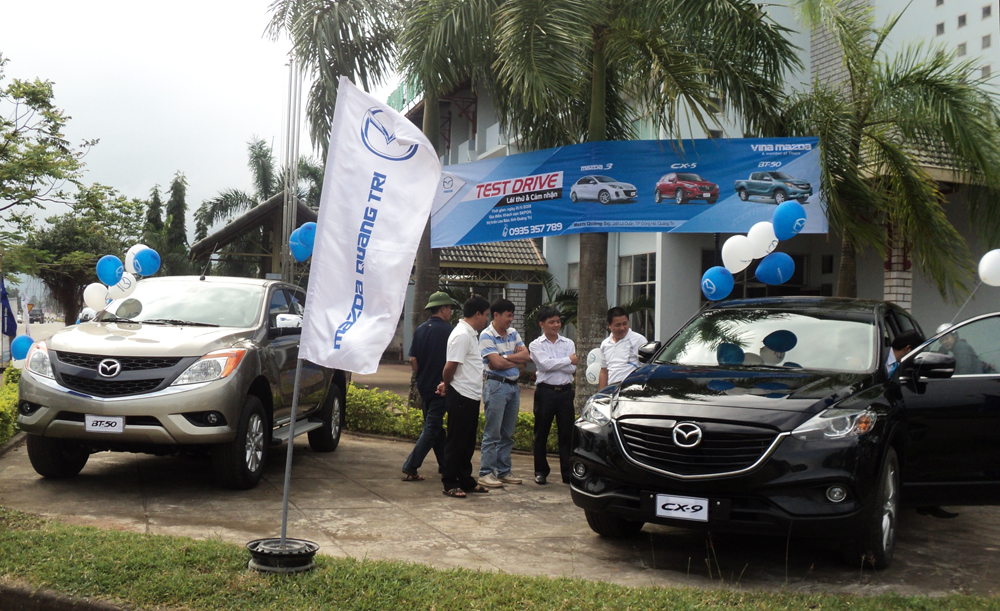 test drive mazda 2.jpg