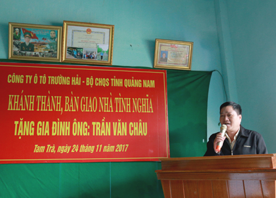 trao tang nha tinh nghia (3).jpg