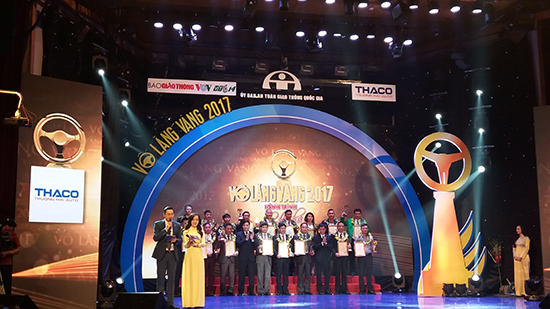 up trao giải 1.jpg