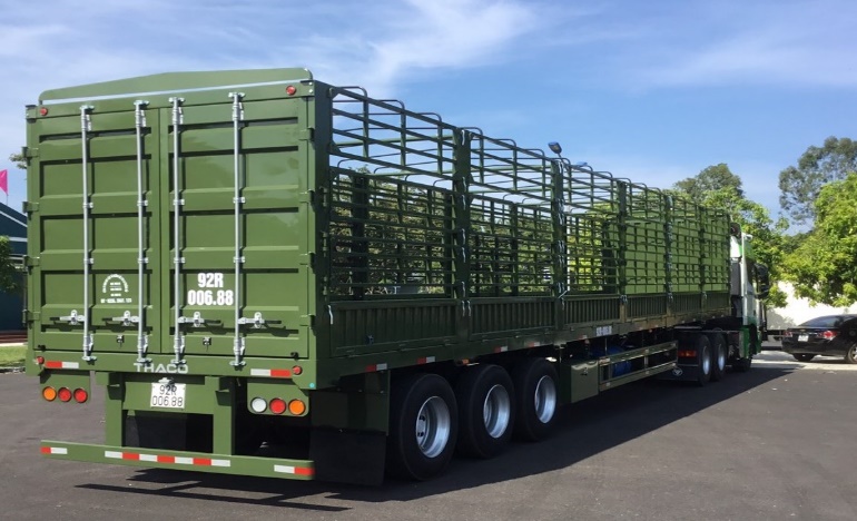 Hình 5. Thùng xe dài 14,6 m, có khả năng vận chuyển gia súc với số lượng lớn.jpg