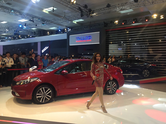 trinh dien am nhac ngay dau tien tai VMS (10).jpg