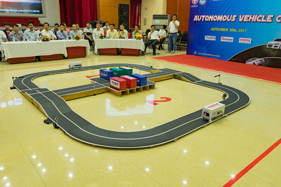 tai tro thiet ke xe tu hanh (1).jpg