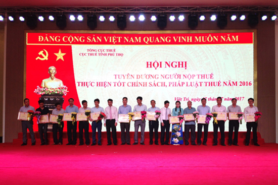 bang khen viet tri (2).jpg