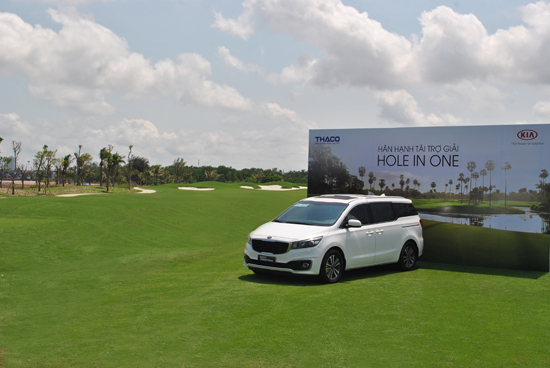 tai tro golf (1).jpg