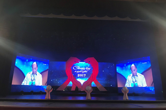 vi nguoi ngheo (2).jpg