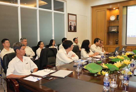 HOP VOI NGAN HANG (3).jpg