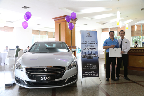 peugeot vinh (1).jpg