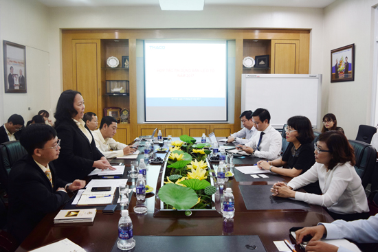 hop ngan hang (2).jpg