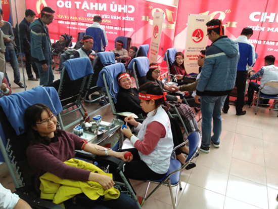 Hinh anh hien mau - chi nhanh Hoa Binh 2.jpg