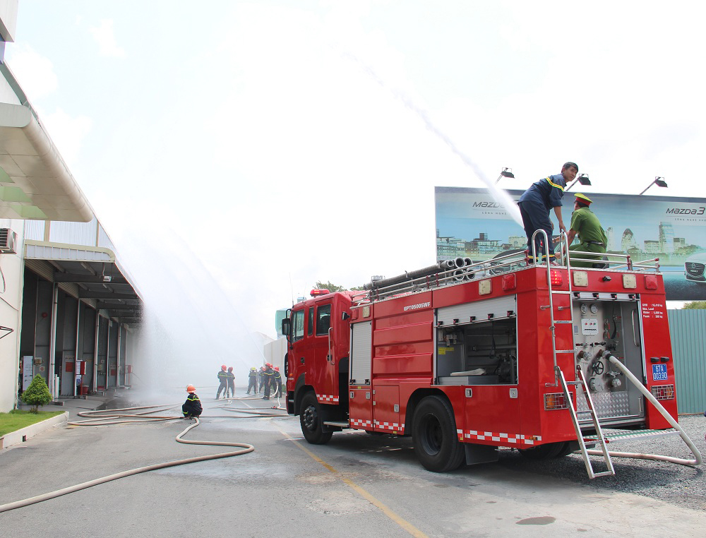 6. Diễn tập phòng cháy chữa cháy tại THACO Chu Lai.jpg