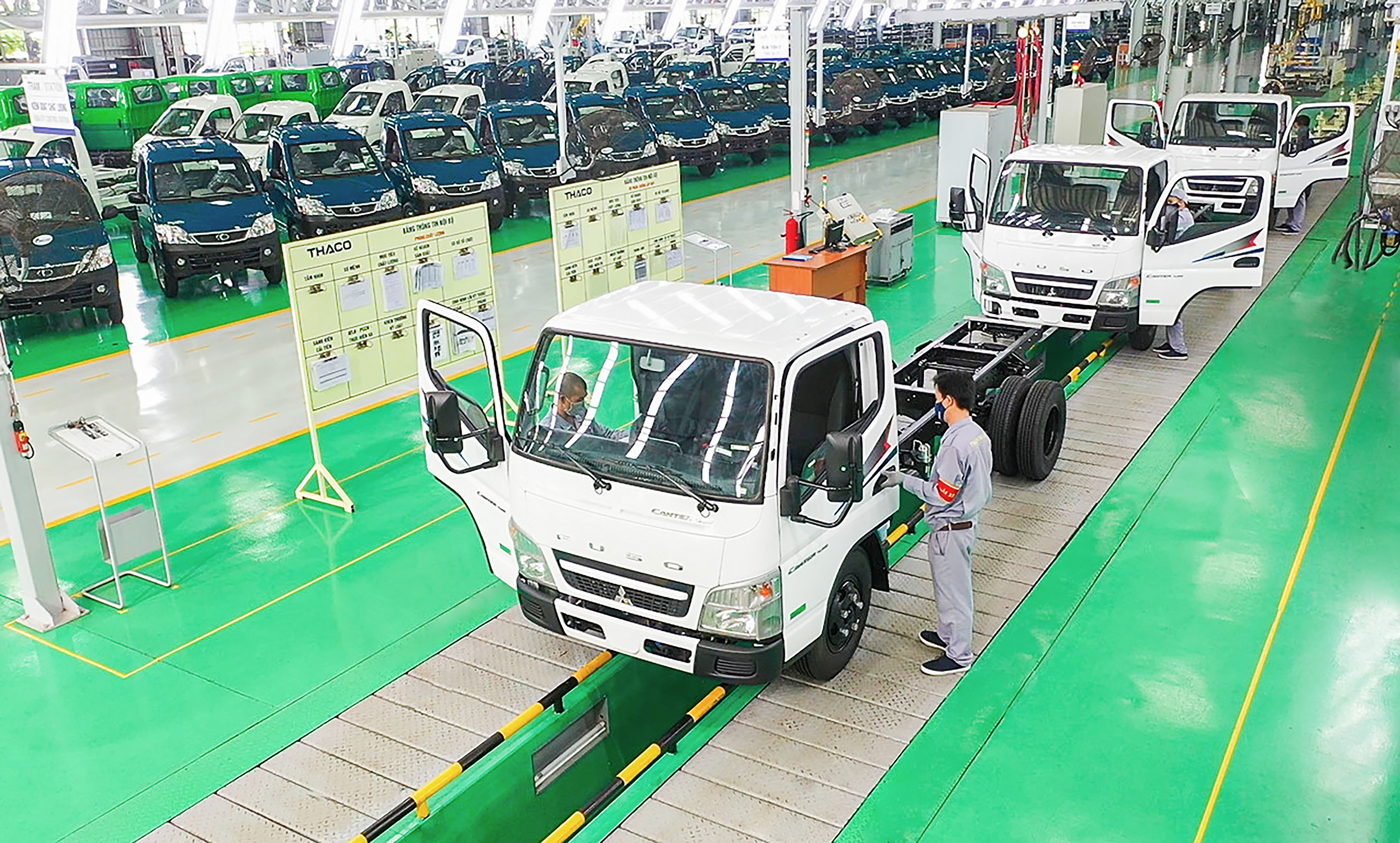 6. Kiểm tra xe hoàn thiện tại dây chuyền lắp ráp nhà máy Tải Thaco.jpg