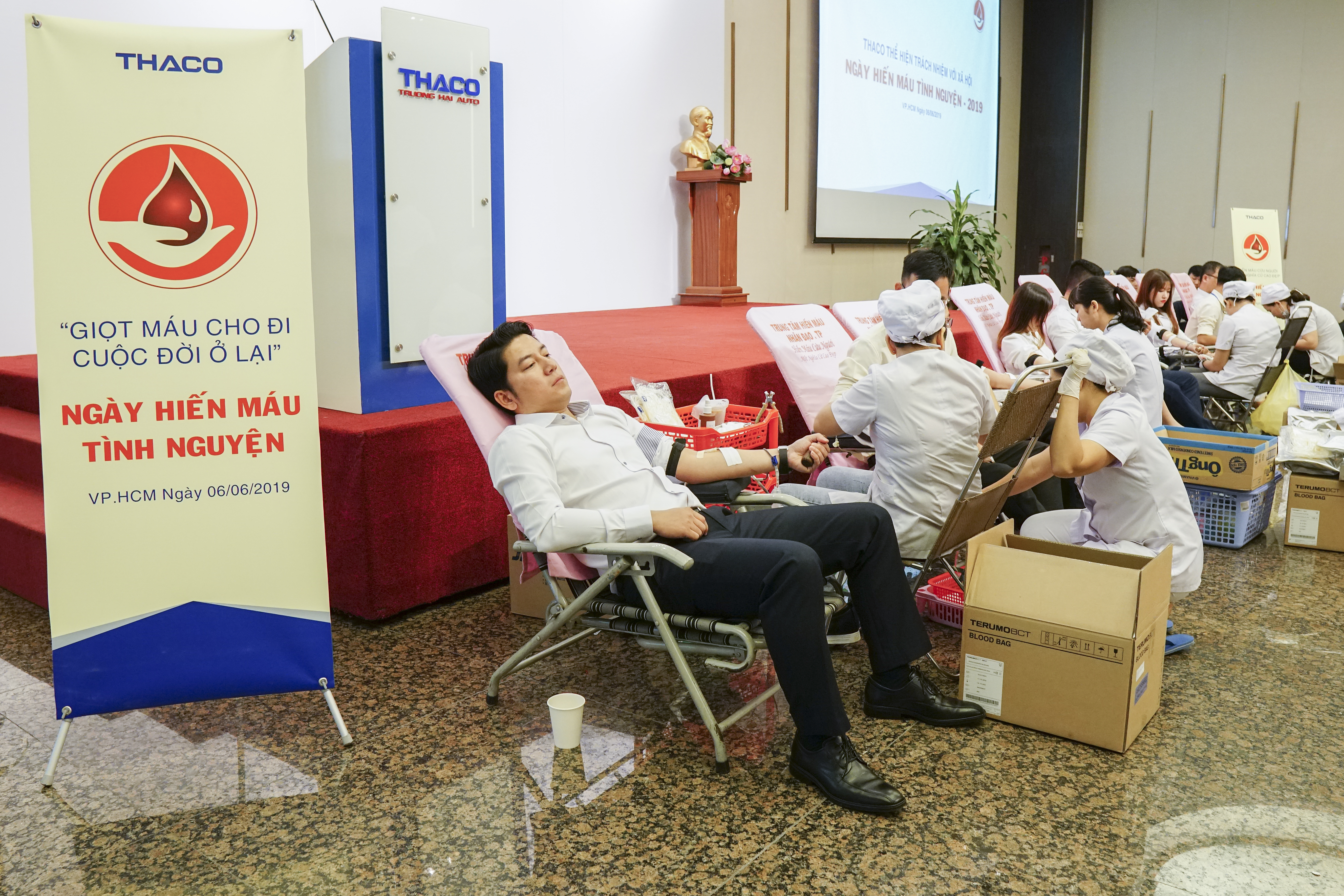 hien mau nhan dao (2).jpg