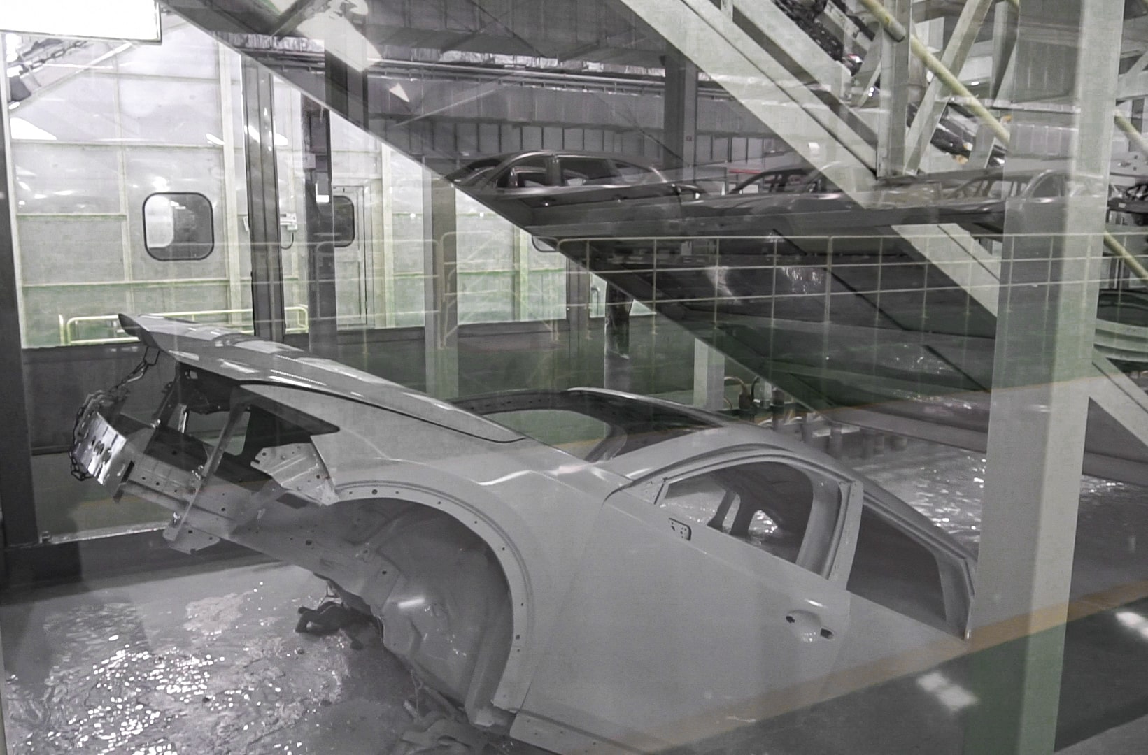 Hình 4. Dây chuyền sơn tĩnh điện.jpg