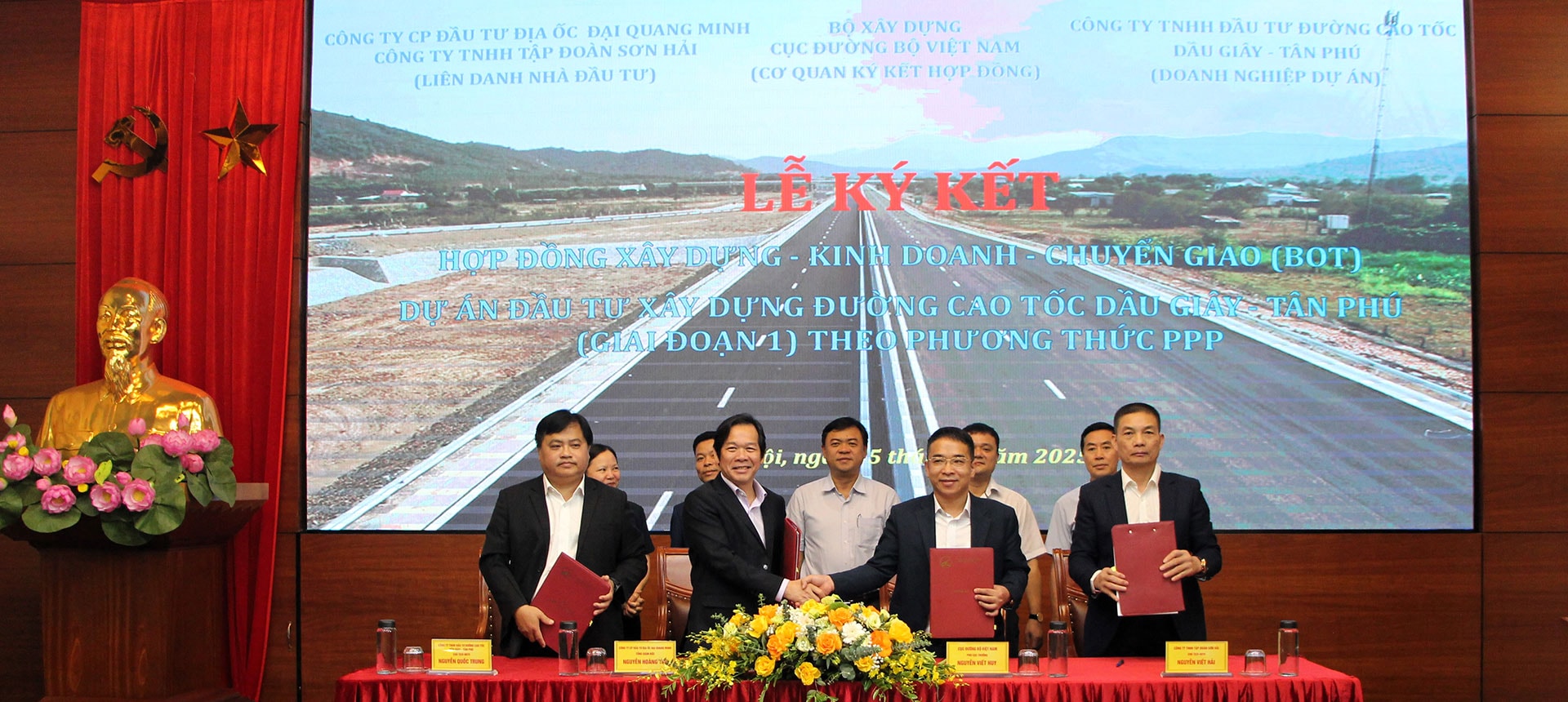 THADICO signs BOT contract for Dau Giay - Tan Phu expressway project (phase 1)